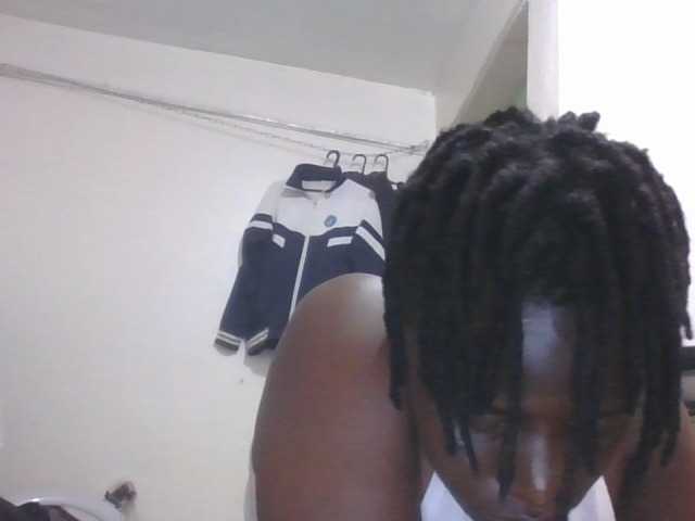 Yourdreamgirl's BongaCams show and profile