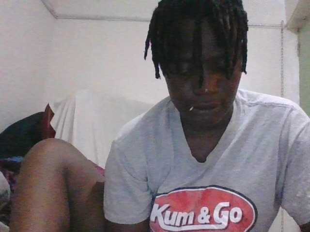 Yourdreamgirl's BongaCams show and profile