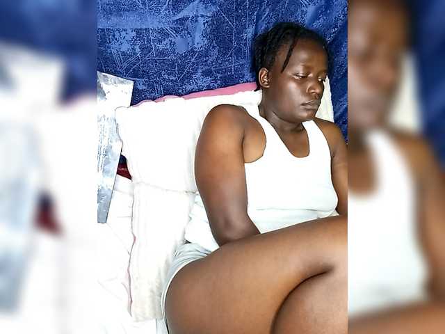 Yourdreamgirl's BongaCams show and profile