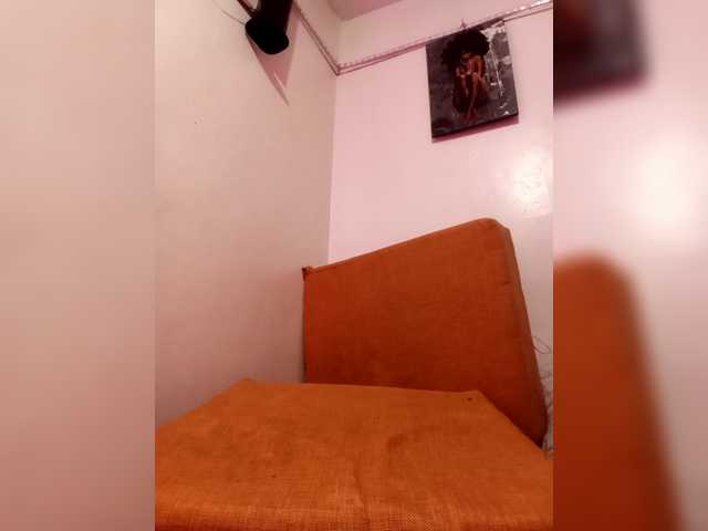 Yourdreamgirl's BongaCams show and profile