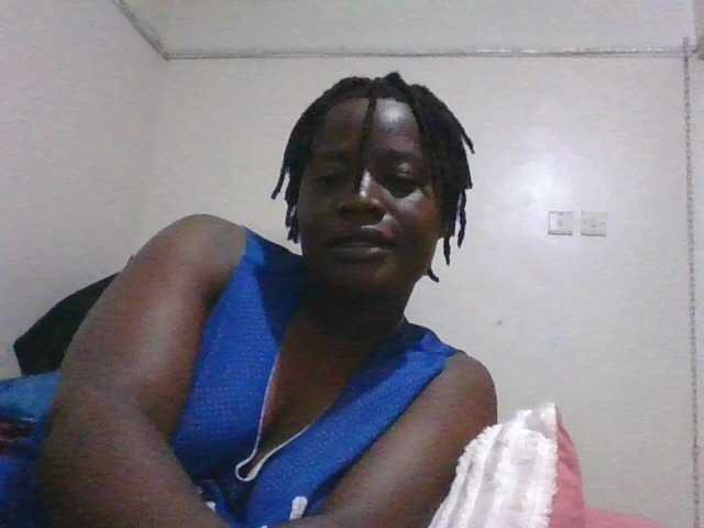 Yourdreamgirl's BongaCams show and profile