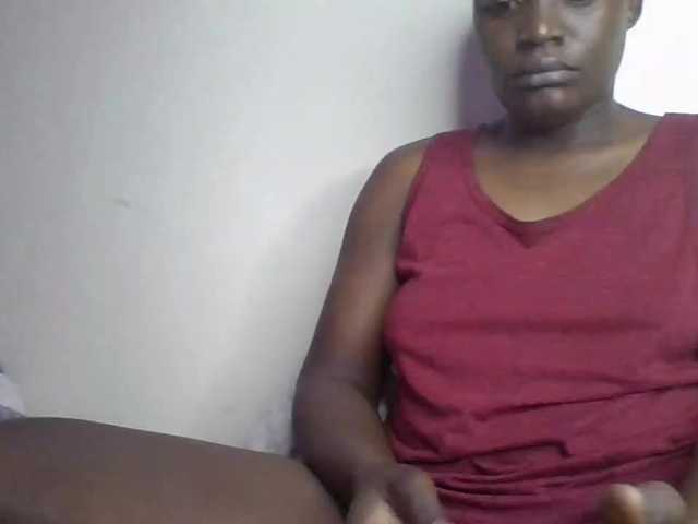 Yourdreamgirl webcam
