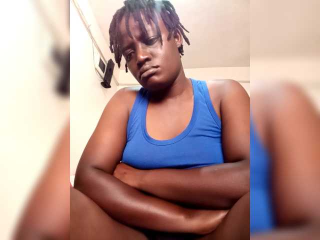 Yourdreamgirl's BongaCams show and profile