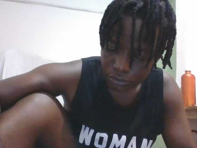 Yourdreamgirl's BongaCams show and profile