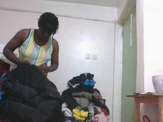 Yourdreamgirl's BongaCams show and profile