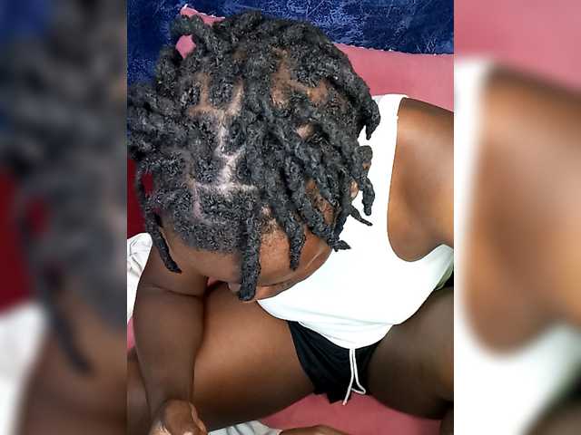 Yourdreamgirl's BongaCams show and profile