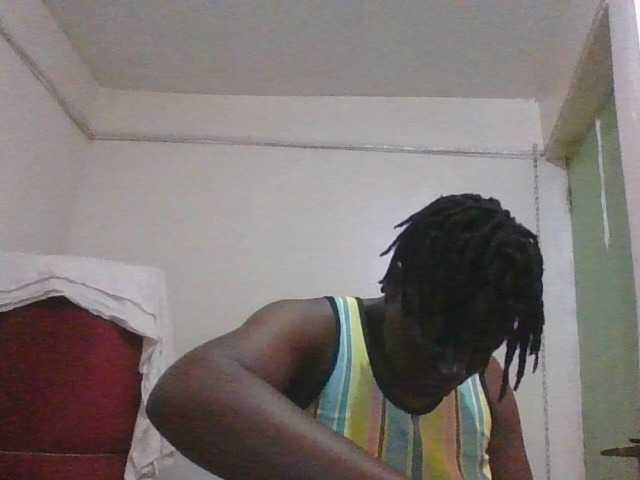 Yourdreamgirl's BongaCams show and profile