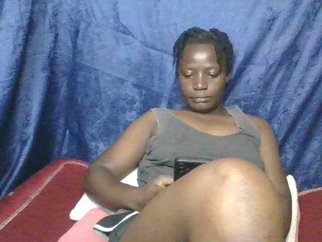 Yourdreamgirl's BongaCams show and profile