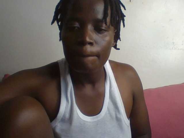 Yourdreamgirl's BongaCams show and profile