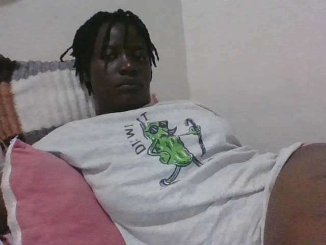 Yourdreamgirl live cam profile