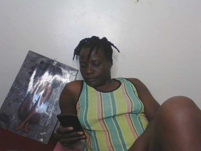 Yourdreamgirl's BongaCams show and profile