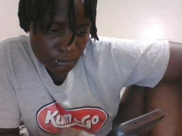 Yourdreamgirl's BongaCams show and profile