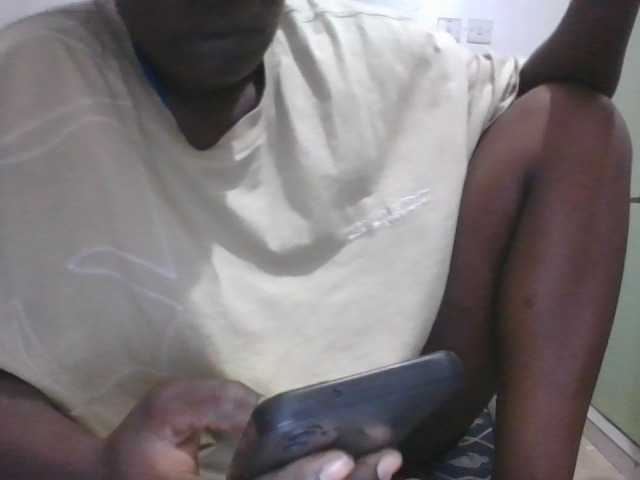 Yourdreamgirl's BongaCams show and profile