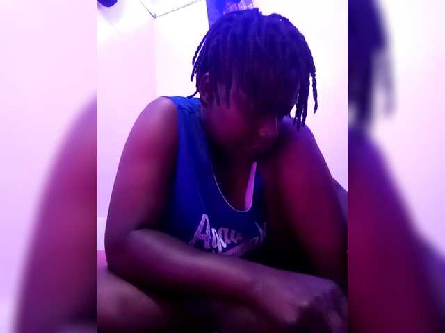 Yourdreamgirl's BongaCams show and profile