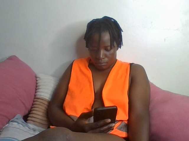 Yourdreamgirl's BongaCams show and profile