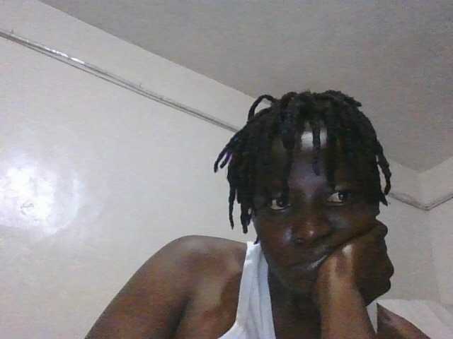 Yourdreamgirl's BongaCams show and profile