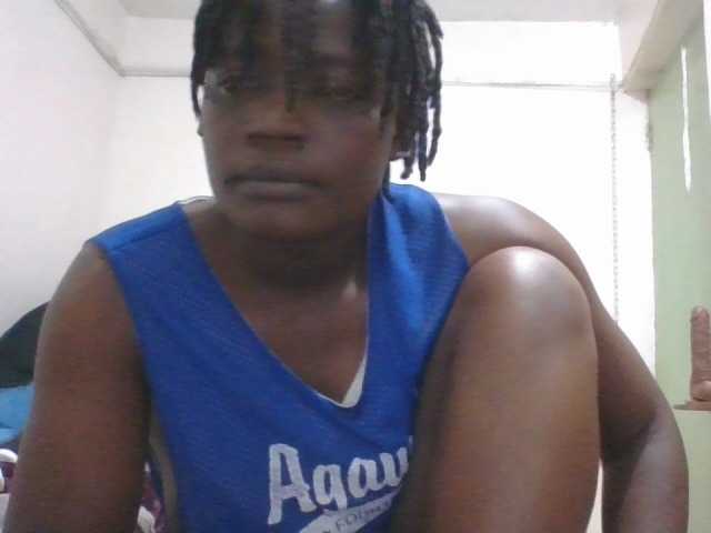 Yourdreamgirl's BongaCams show and profile