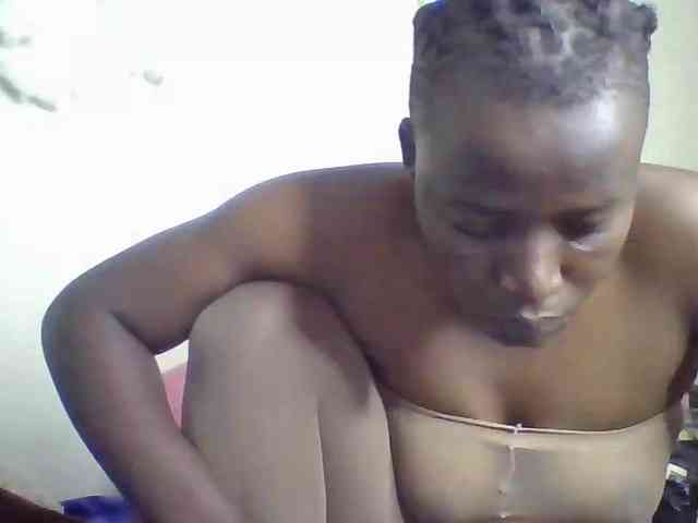Yourdreamgirl webcam