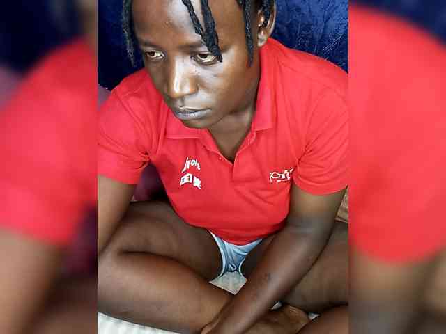 Yourdreamgirl webcam