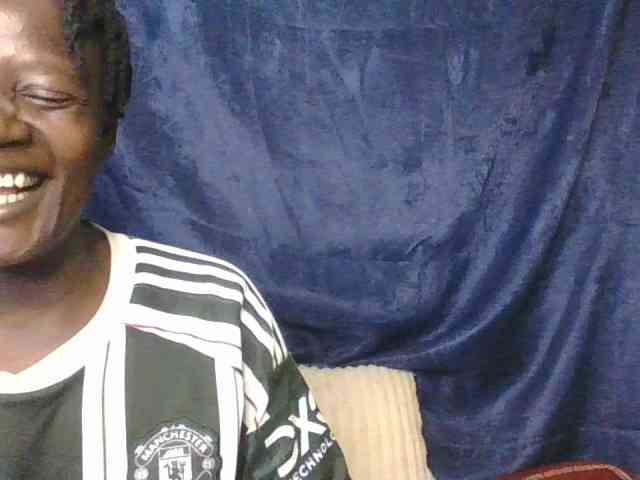 Yourdreamgirl webcam