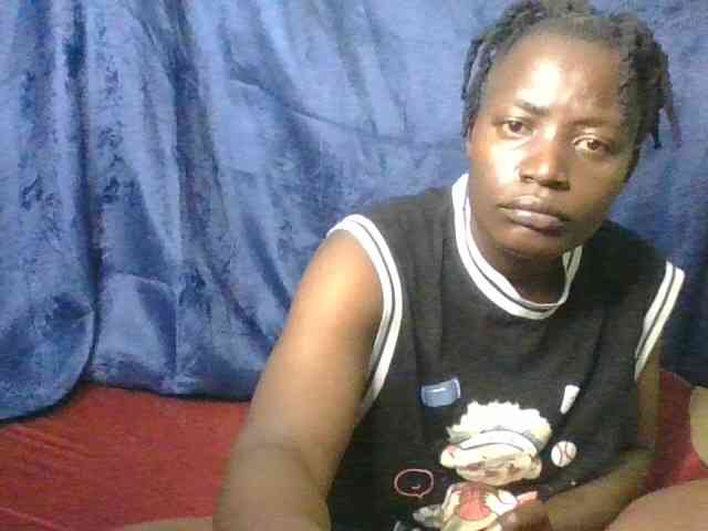 Yourdreamgirl webcam