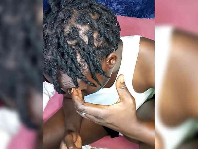 Yourdreamgirl webcam