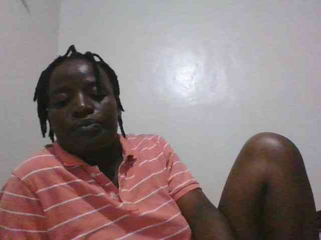 Yourdreamgirl webcam