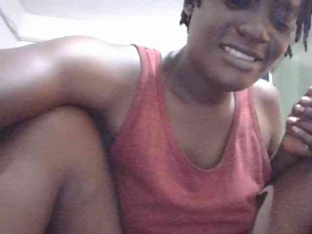 Yourdreamgirl webcam