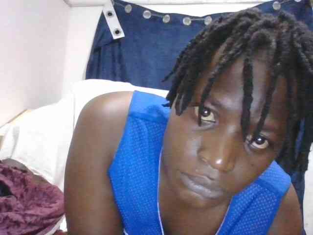 Yourdreamgirl webcam