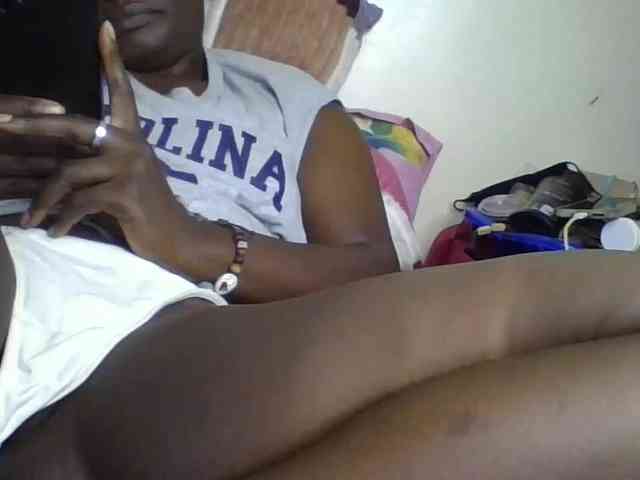 Yourdreamgirl webcam