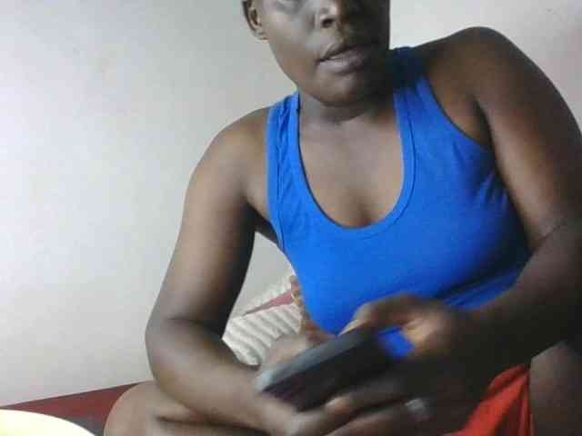 Yourdreamgirl webcam