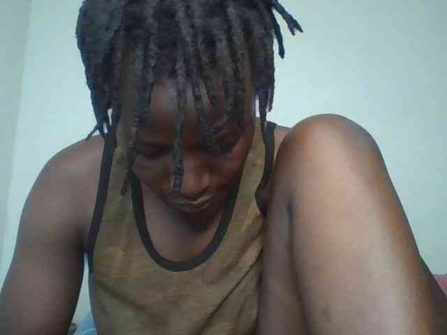 Yourdreamgirl webcam