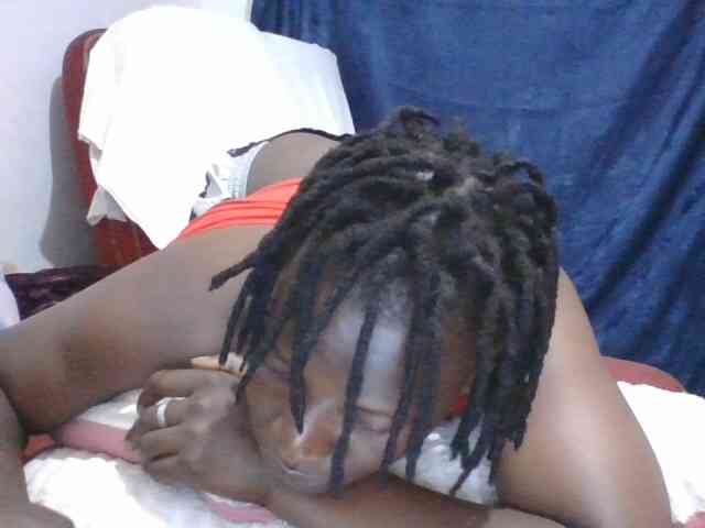 Yourdreamgirl webcam