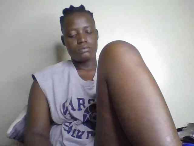 Yourdreamgirl webcam