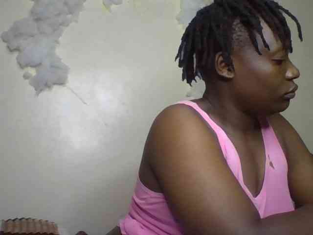 Yourdreamgirl webcam