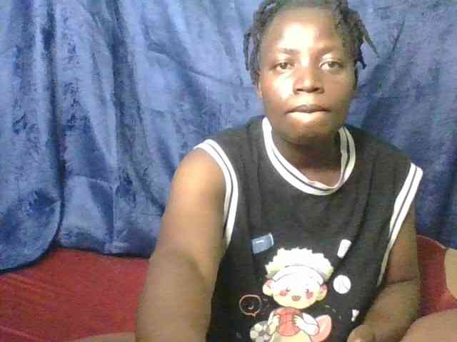 Yourdreamgirl webcam