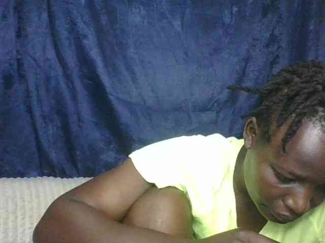 Yourdreamgirl webcam