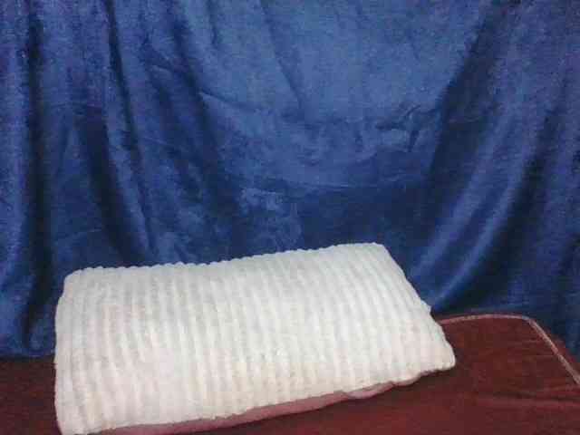 Yourdreamgirl webcam