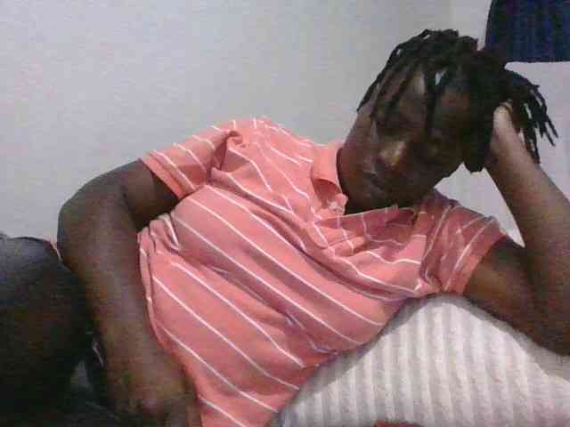 Yourdreamgirl webcam