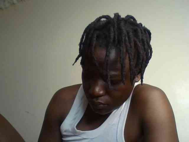 Yourdreamgirl webcam