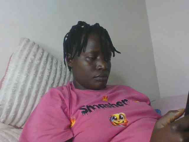 Yourdreamgirl webcam