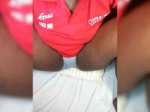 Yourdreamgirl webcam