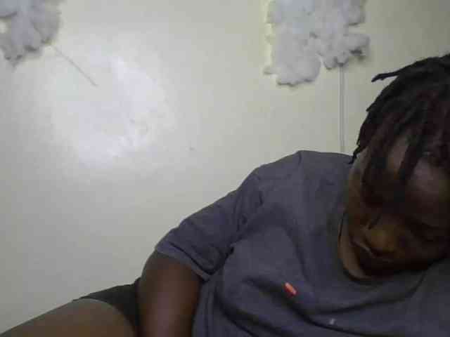 Yourdreamgirl webcam