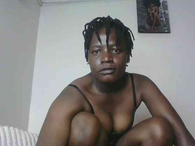 Yourdreamgirl webcam