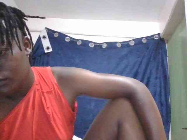 Yourdreamgirl webcam