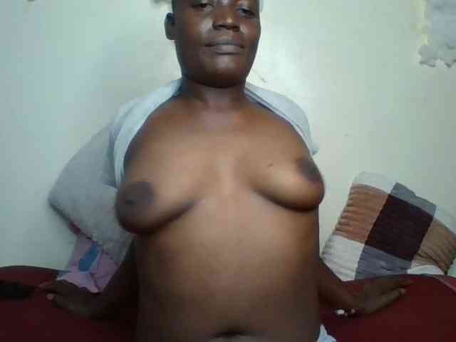 Yourdreamgirl webcam