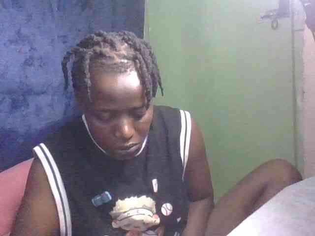 Yourdreamgirl webcam