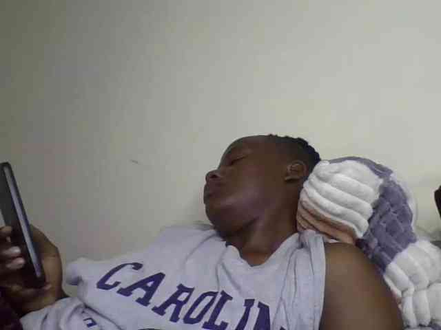 Yourdreamgirl webcam
