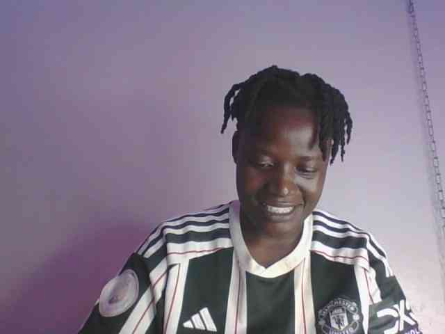 Yourdreamgirl webcam