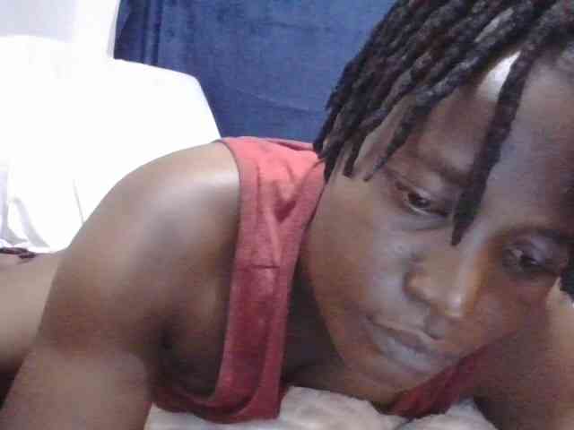 Yourdreamgirl webcam